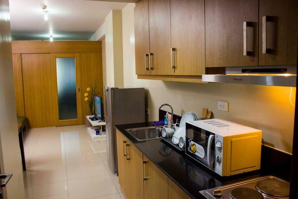 Usp Suites At Shell Residences Pasay Kültér fotó